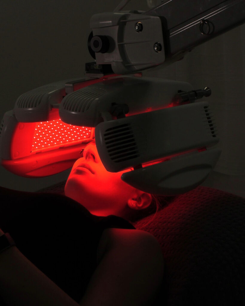 Dermalux infrared light therapy Chorley at mojo beauty salon