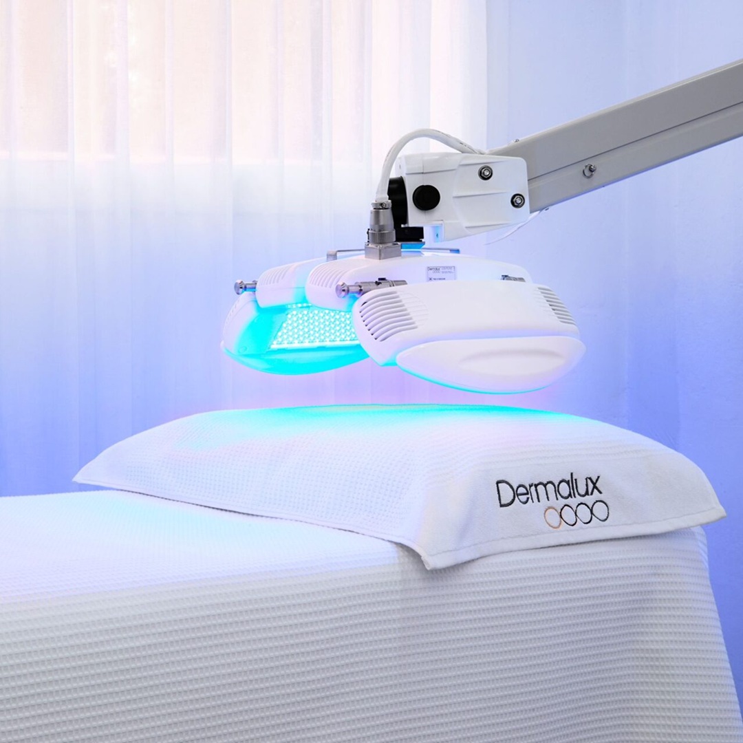 LED Light Therapy at Mojo Beauty Salon in Chorley