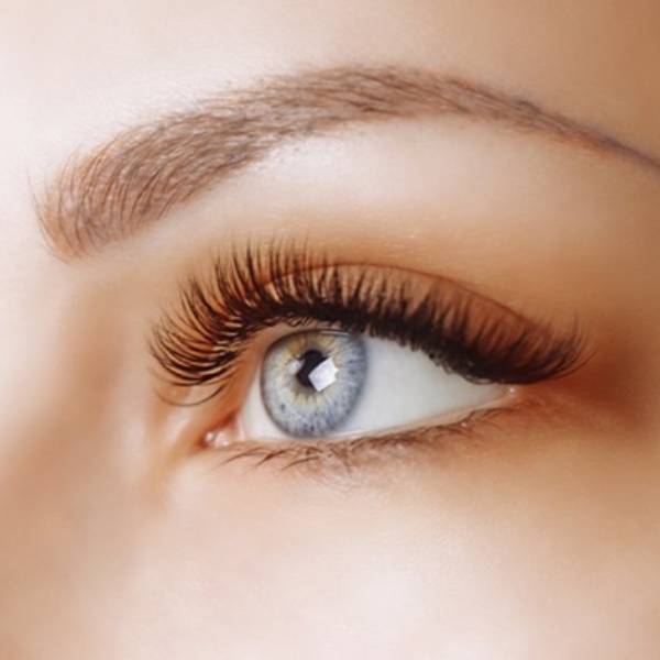 lash tinting at Mojo Beauty Salon in Greater Manchester lash tinting at Mojo Beauty Salon in Greater Manchester