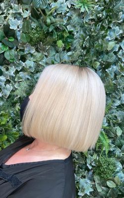 PLATINUM BLONDE HAIR COLOUR SPECILAISTS IN CHORLEY